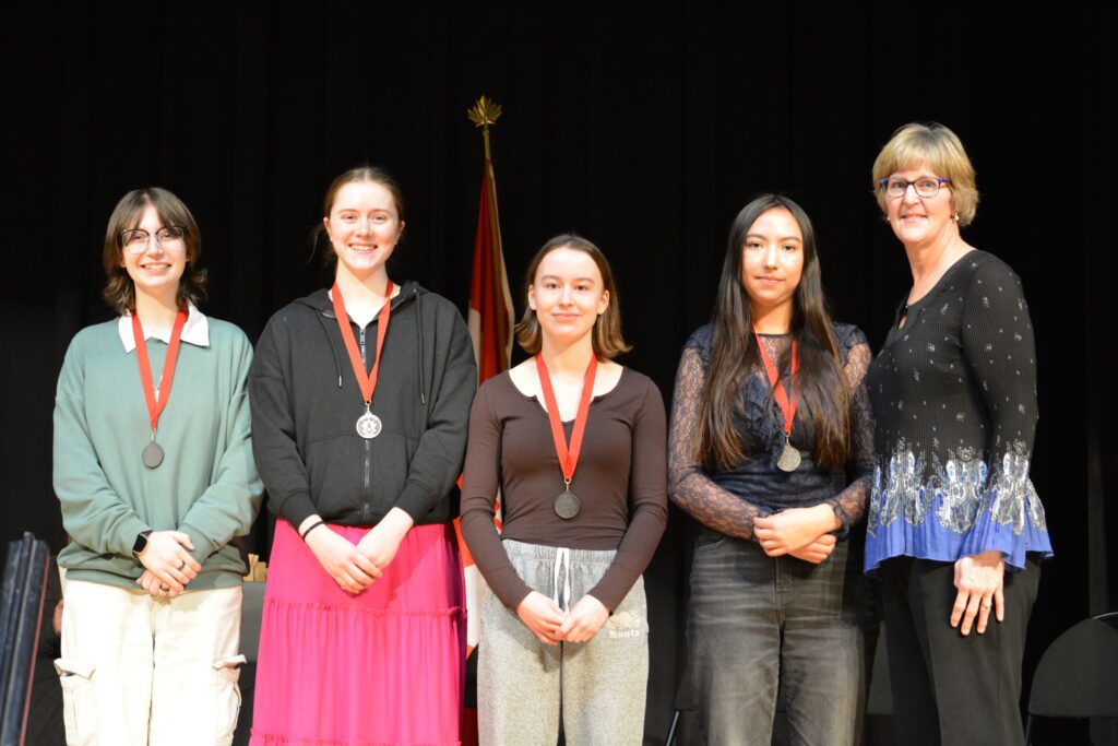Grade 11 (23/24) Principal's List Award Winners.